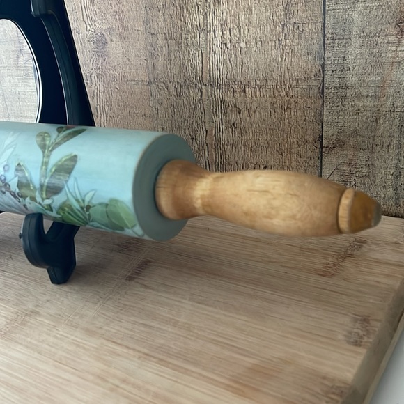 Decorative succulent rolling pin - Picture 5 of 6